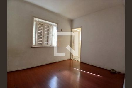 Casa à venda com 3 quartos, 180m² em Vila Cordeiro, São Paulo