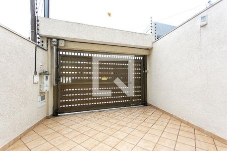 Garagem de casa à venda com 4 quartos, 213m² em Penha de França, São Paulo