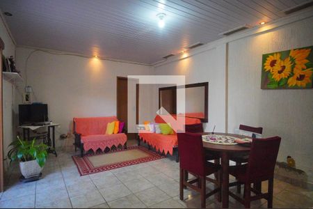 Sala de casa à venda com 3 quartos, 180m² em Feitoria, São Leopoldo