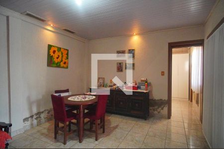 Sala de casa à venda com 3 quartos, 180m² em Feitoria, São Leopoldo