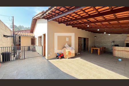 Quintal - Garagem de casa à venda com 2 quartos, 178m² em Condomínio Maracanã, Santo André