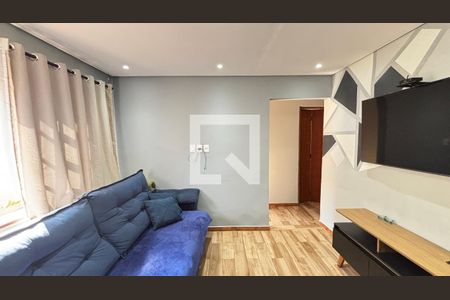 Sala de casa à venda com 2 quartos, 178m² em Condomínio Maracanã, Santo André