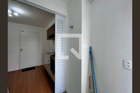 Sacada de apartamento para alugar com 2 quartos, 30m² em Vila das Belezas, São Paulo