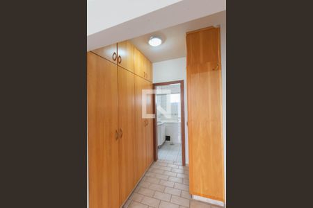 Suíte de casa para alugar com 3 quartos, 321m² em Jardim Eulina, Campinas