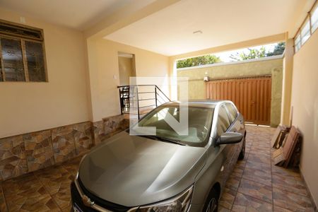 Garagem de casa à venda com 5 quartos, 336m² em Miramar (barreiro), Belo Horizonte