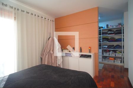 Suíte de casa à venda com 5 quartos, 350m² em Morro do Espelho, São Leopoldo