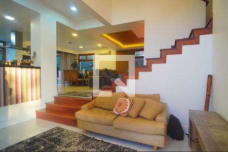 Hall de entrada de casa à venda com 5 quartos, 350m² em Morro do Espelho, São Leopoldo