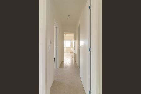 Corredor de apartamento à venda com 2 quartos, 54m² em Marechal Rondon, Canoas