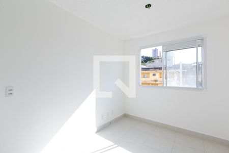 Sala/Cozinha de apartamento à venda com 2 quartos, 32m² em Vila Carmosina, São Paulo