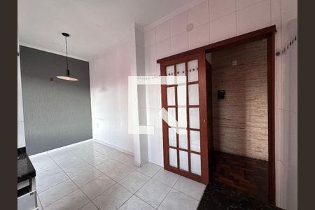 Apartamento à venda com 80m², 2 quartos e sem vagaCozinha
