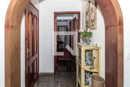 Corredor de apartamento à venda com 3 quartos, 140m² em Perdizes, São Paulo