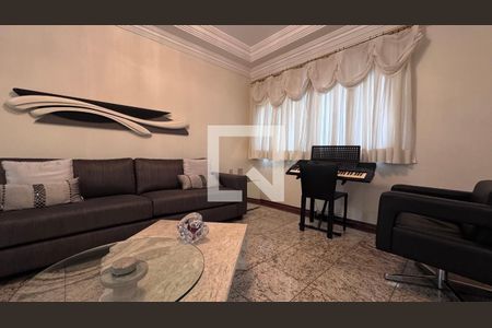 Sala de casa à venda com 6 quartos, 334m² em Jardim Nova Europa, Campinas