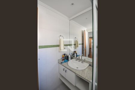 Banheiro da Suíte 3 de apartamento à venda com 3 quartos, 170m² em Jardim do Mar, São Bernardo do Campo