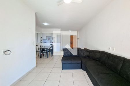 Sala de apartamento para alugar com 3 quartos, 104m² em Guilhermina, Praia Grande