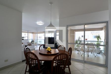 Sala de apartamento para alugar com 3 quartos, 150m² em Vila Luis Antonio, Guarujá