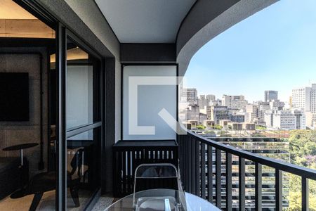 Varanda de kitnet/studio para alugar com 1 quarto, 25m² em Santa Ifigênia, São Paulo