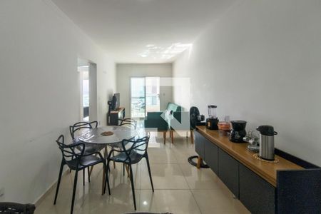 Sala de apartamento para alugar com 2 quartos, 77m² em Maracanã, Praia Grande
