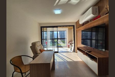 Sala de apartamento à venda com 3 quartos, 103m² em Barra da Tijuca, Rio de Janeiro
