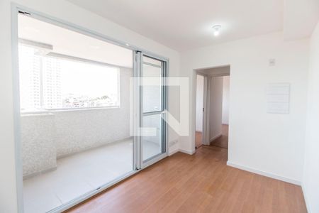 Sala de apartamento para alugar com 2 quartos, 39m² em Vila Sul Americana, Carapicuíba