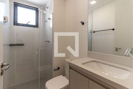 Banheiro de kitnet/studio para alugar com 1 quarto, 30m² em Santa Cecilia, São Paulo