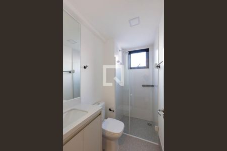 Banheiro de kitnet/studio para alugar com 1 quarto, 30m² em Santa Cecilia, São Paulo