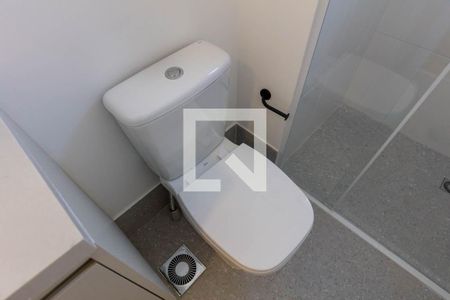 Banheiro de kitnet/studio para alugar com 1 quarto, 30m² em Santa Cecilia, São Paulo