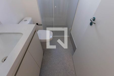 Banheiro de kitnet/studio para alugar com 1 quarto, 30m² em Santa Cecilia, São Paulo