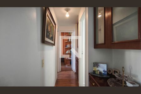 Corredor de apartamento à venda com 2 quartos, 77m² em Tijuca, Rio de Janeiro