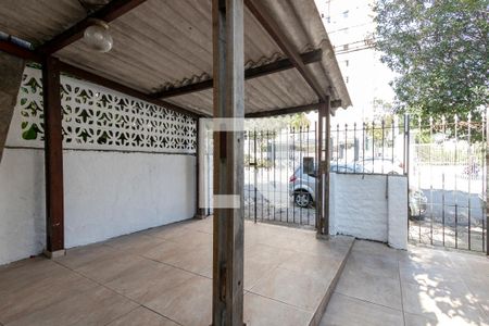 Garagem de casa para alugar com 2 quartos, 140m² em Vila Congonhas, São Paulo