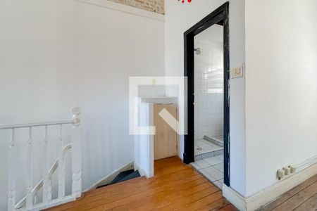 Banheiro de casa à venda com 1 quarto, 120m² em Vila Mariana, São Paulo
