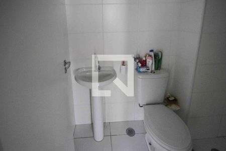 Banheiro de apartamento para alugar com 2 quartos, 32m² em Vila Ema, São Paulo
