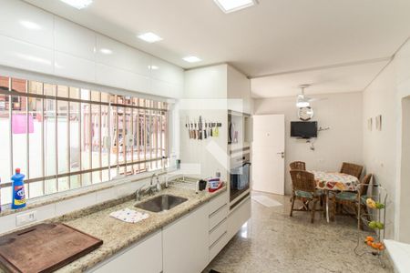 Cozinha de casa à venda com 3 quartos, 235m² em Jardim Guapira, São Paulo