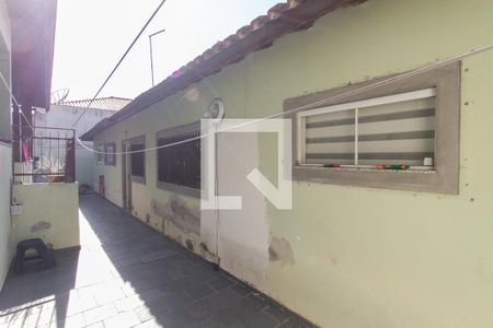 Área de Serviço e Quintal de casa à venda com 3 quartos, 235m² em Jardim Guapira, São Paulo