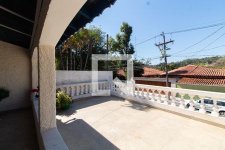 Área Externa de casa à venda com 5 quartos, 200m² em Vila José Iório, Campinas