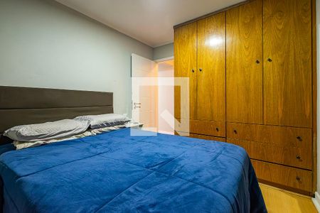 Quarto 1 de apartamento à venda com 3 quartos, 77m² em Alto de Pinheiros, São Paulo