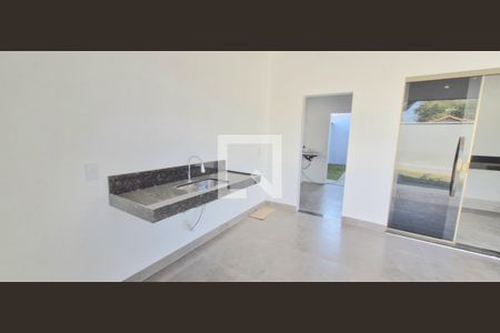 Área de serviço de casa à venda com 3 quartos, 158m² em Lundcéia, Lagoa Santa