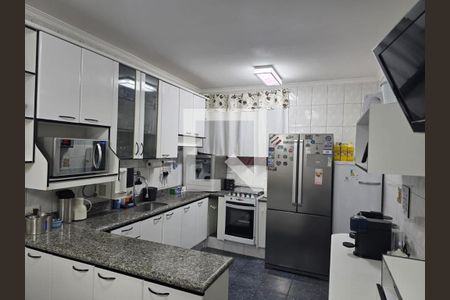 COZINHA de casa à venda com 3 quartos, 270m² em Vila Oratorio, São Paulo