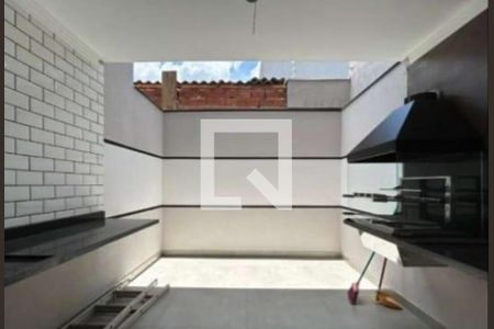 Casa à venda com 3 quartos, 127m² em Jardim Picolo, São Paulo