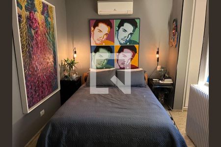 Casa à venda com 3 quartos, 200m² em Vila Olímpia, São Paulo