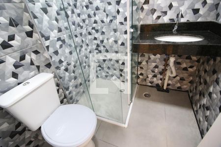 Banheiro de apartamento à venda com 2 quartos, 52m² em Padroeira, Osasco