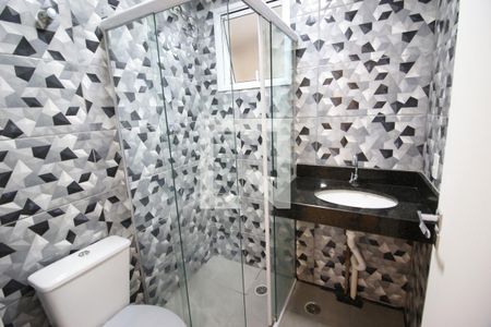 Banheiro de apartamento à venda com 2 quartos, 52m² em Padroeira, Osasco
