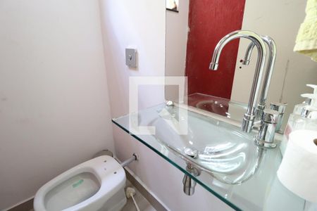 Lavabo de casa para alugar com 3 quartos, 301m² em Jardim Karaíba, Uberlândia