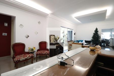 Sala de casa para alugar com 3 quartos, 301m² em Jardim Karaíba, Uberlândia