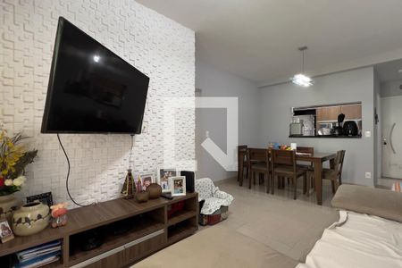 Sala de apartamento à venda com 3 quartos, 83m² em Jardim Las Vegas, Guarulhos