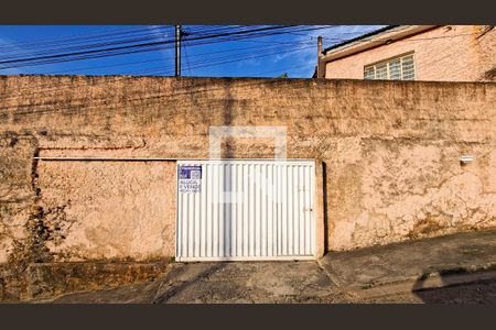Fachada de casa à venda com 3 quartos, 360m² em Bom Jesus, Belo Horizonte
