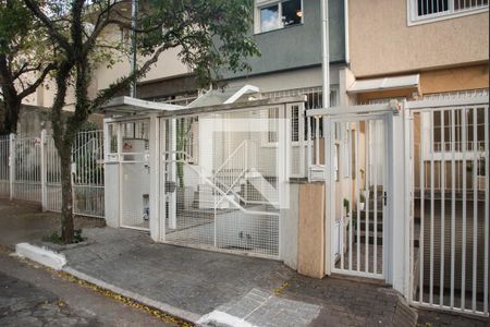 Fachada de casa à venda com 2 quartos, 164m² em Mirandópolis, São Paulo