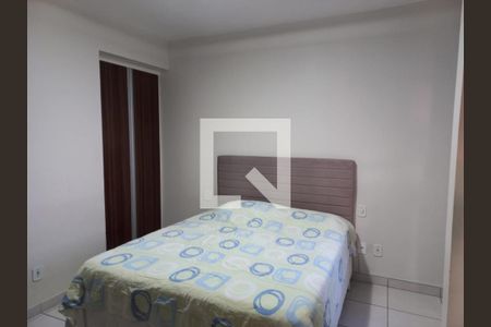 Suíte de apartamento para alugar com 4 quartos, 140m² em Santa Mônica, Uberlândia