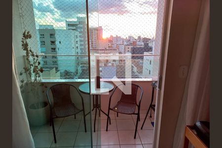 Sacada de apartamento para alugar com 4 quartos, 140m² em Santa Mônica, Uberlândia