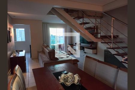 Sala de apartamento para alugar com 4 quartos, 140m² em Santa Mônica, Uberlândia