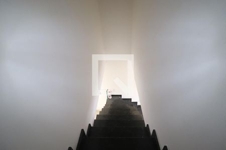 Escada de casa à venda com 2 quartos, 60m² em Jardim Santo Antônio, Santo André